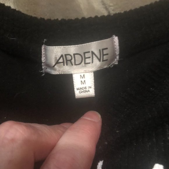 Size M sleep top from Ardene's - Picture 3 of 3